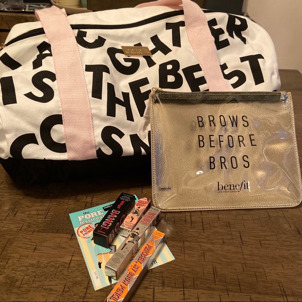 NWT 7pc Benefit Cosmetics Bundle